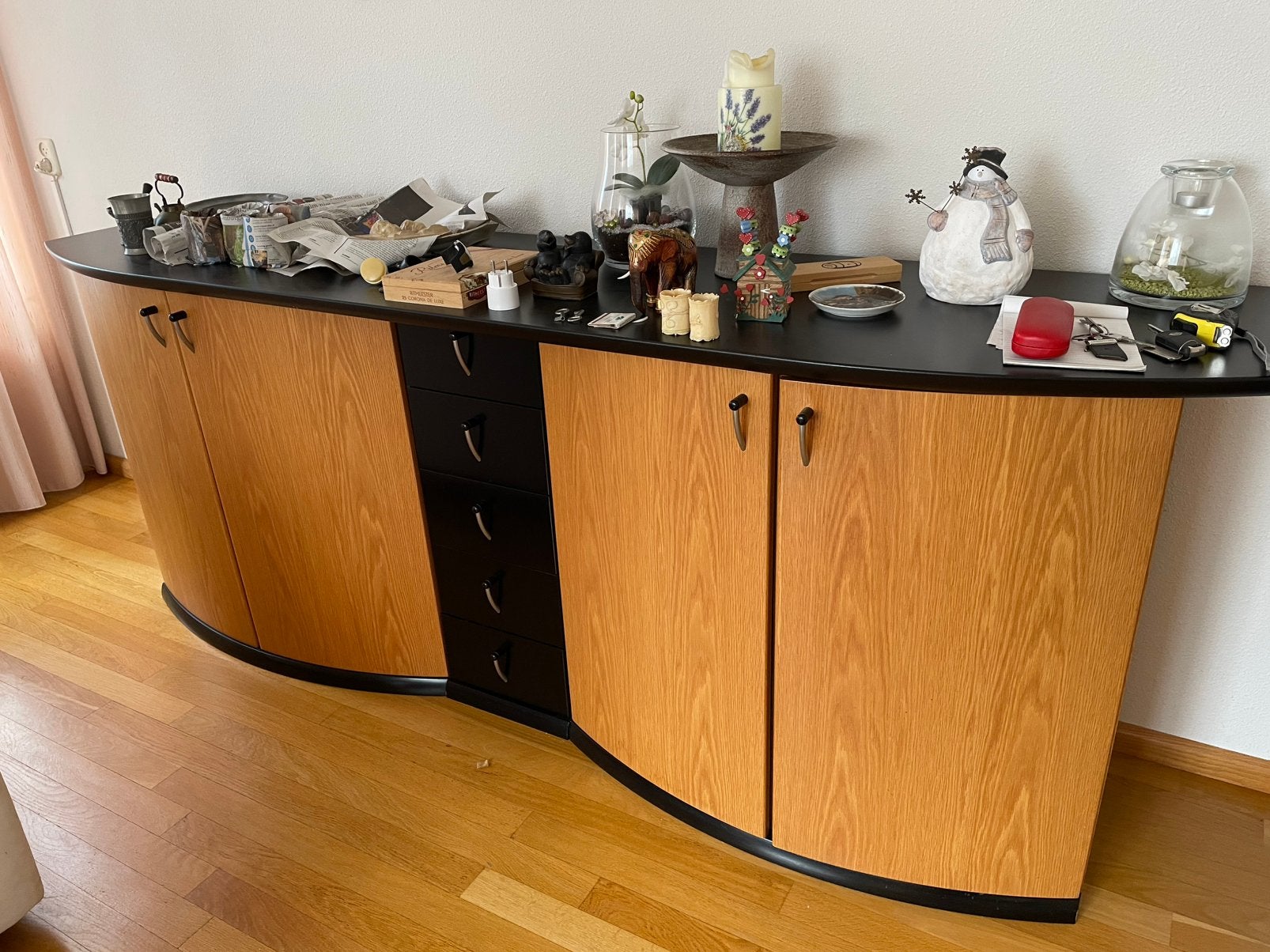 Houten / eikenlook dressoir, Ophalen, Gebruikt, Met lade(s), 200 cm of meer