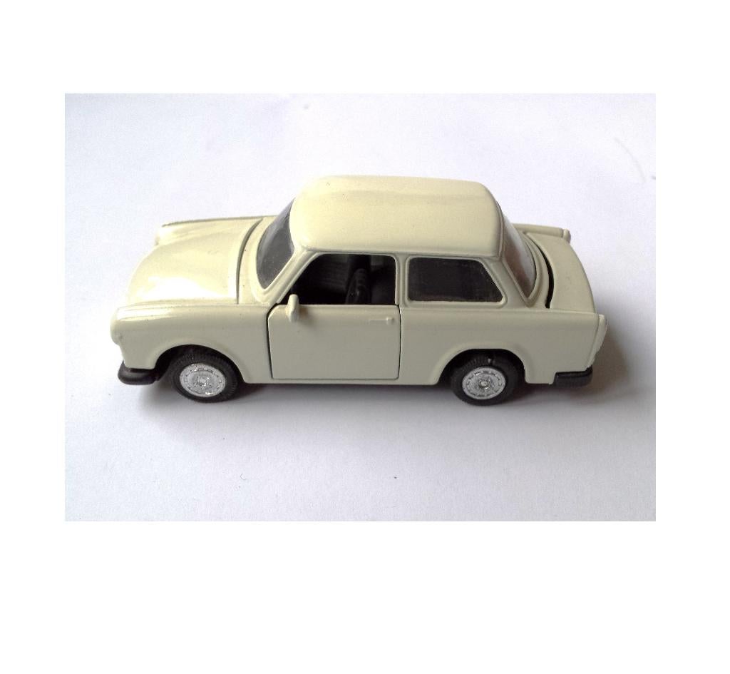 retro vintage Modelauto Trabant 601-s 1:24 auto, Ophalen of Verzenden, Gebruikt, Overige merken