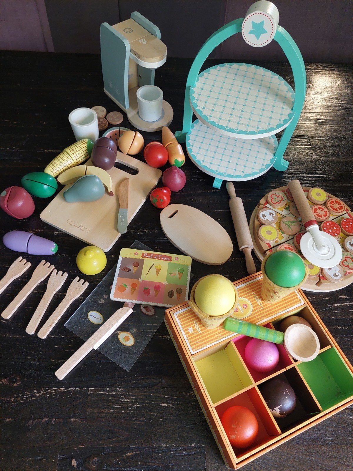 Grote set houten speelgoed: keuken, eten, koffiezetapparaat, Ophalen, Gebruikt, Jongen of Meisje