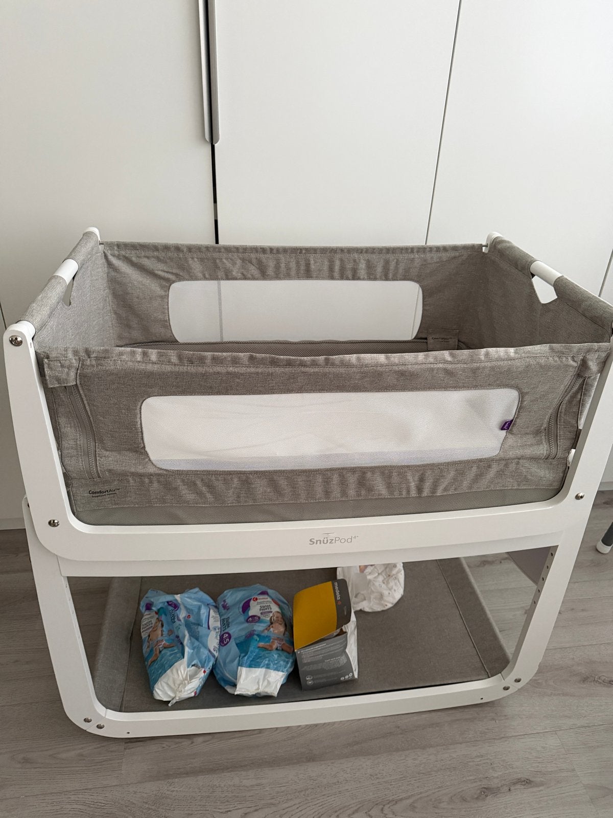 SnüzPod4 Co-Sleeper / Wieg - Zo goed als nieuw, Ophalen of Verzenden, Zo goed als nieuw, Wieg