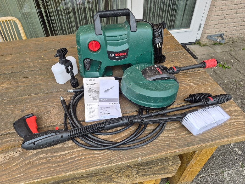 Bosch hogedrukreiniger Easy Aquatak 120, Ophalen, Zo goed als nieuw, Elektrisch, Bosch
