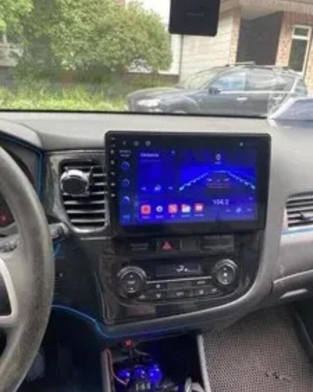 Mitsubishi Outlander | 2011 - 2019 | Autoradio, Gebruikt, Ophalen of Verzenden