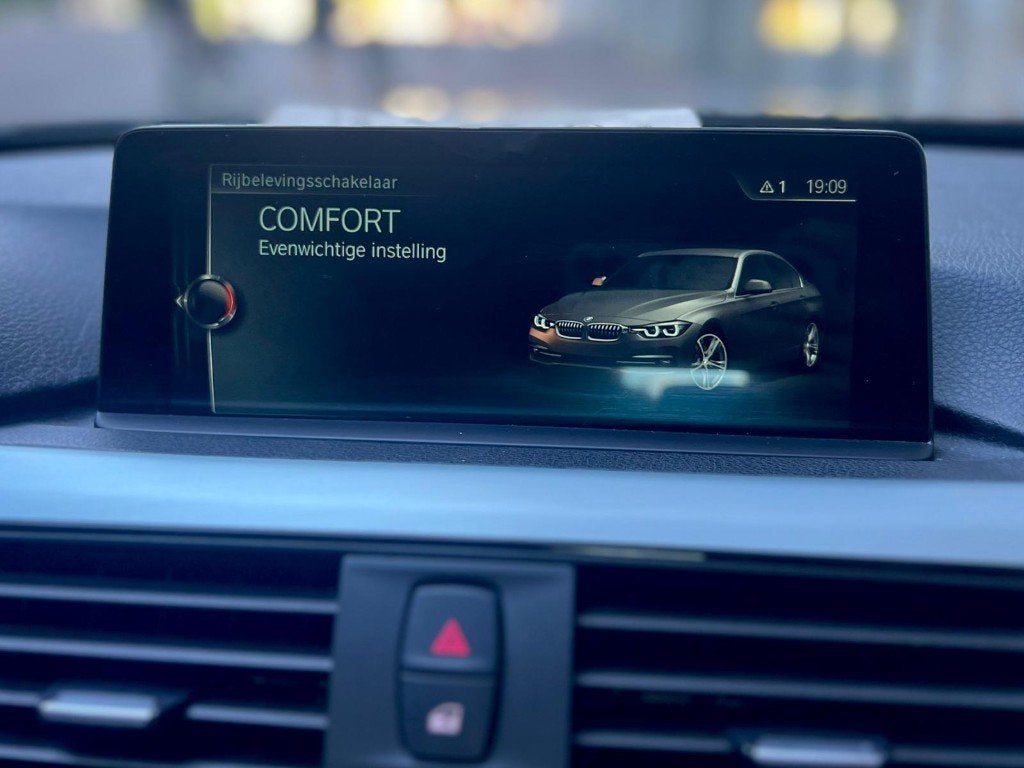 BMW 3-Serie 330e Iperformance 252pk Aut 2016 Zwart