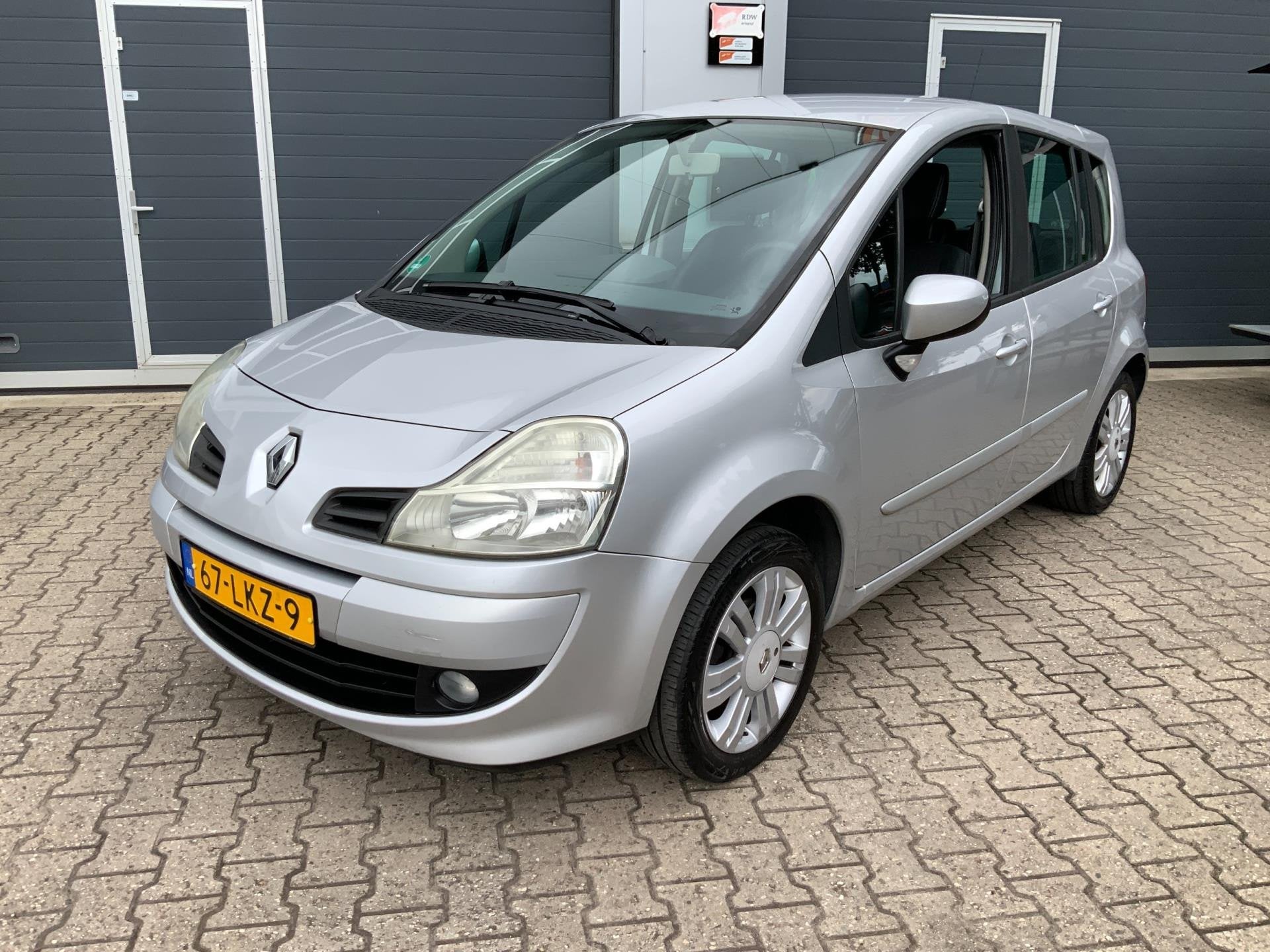 Renault Grand Modus 1.2 TCE Exception Airco Trekhaak APK 7-2, Auto's, Voorwielaandrijving, Euro 5, 101 pk, Gebruikt