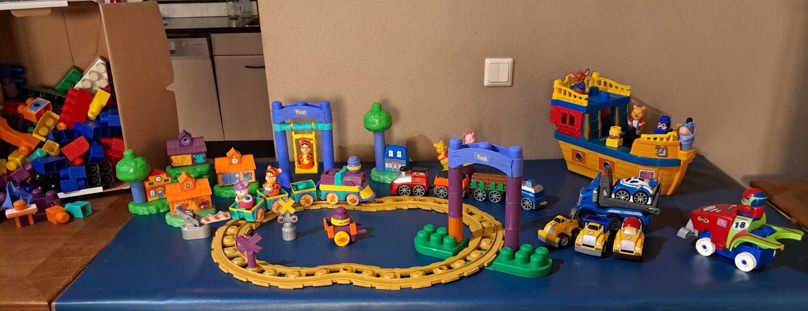 Megabloks Winnie the Pooh trein, boot, auto's!, Kinderen en Baby's, Speelgoed | Bouwstenen, Gebruikt, Megabloks, Ophalen