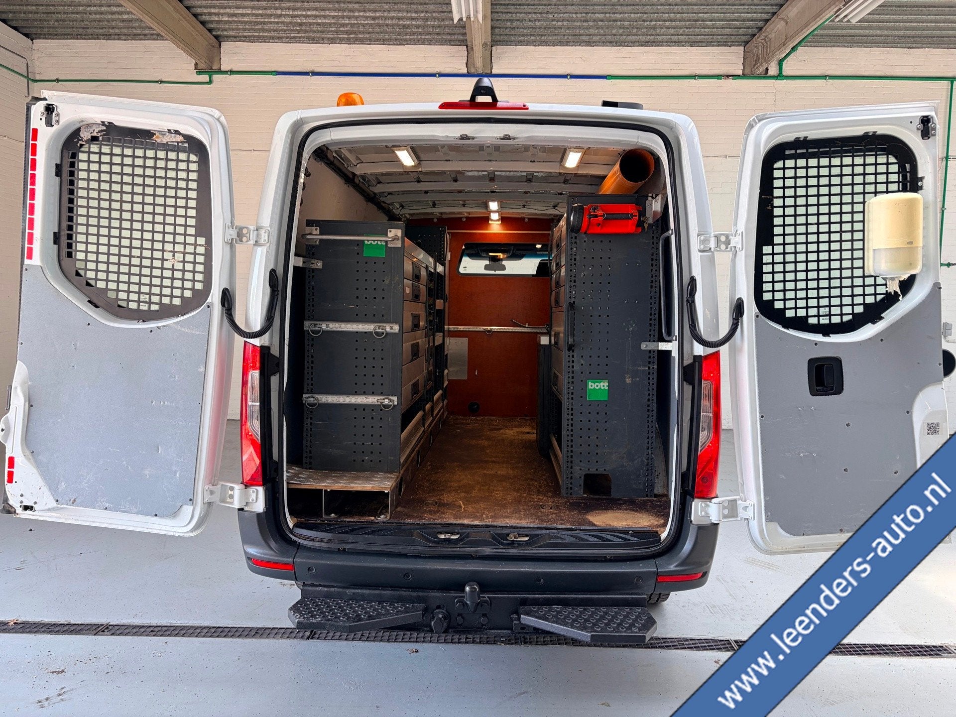 Mercedes-Benz Sprinter Automaat Servicewagen 314 2.2 CDI 140, Gebruikt, Met garantie (alle), 2113 kg, 2800 kg
