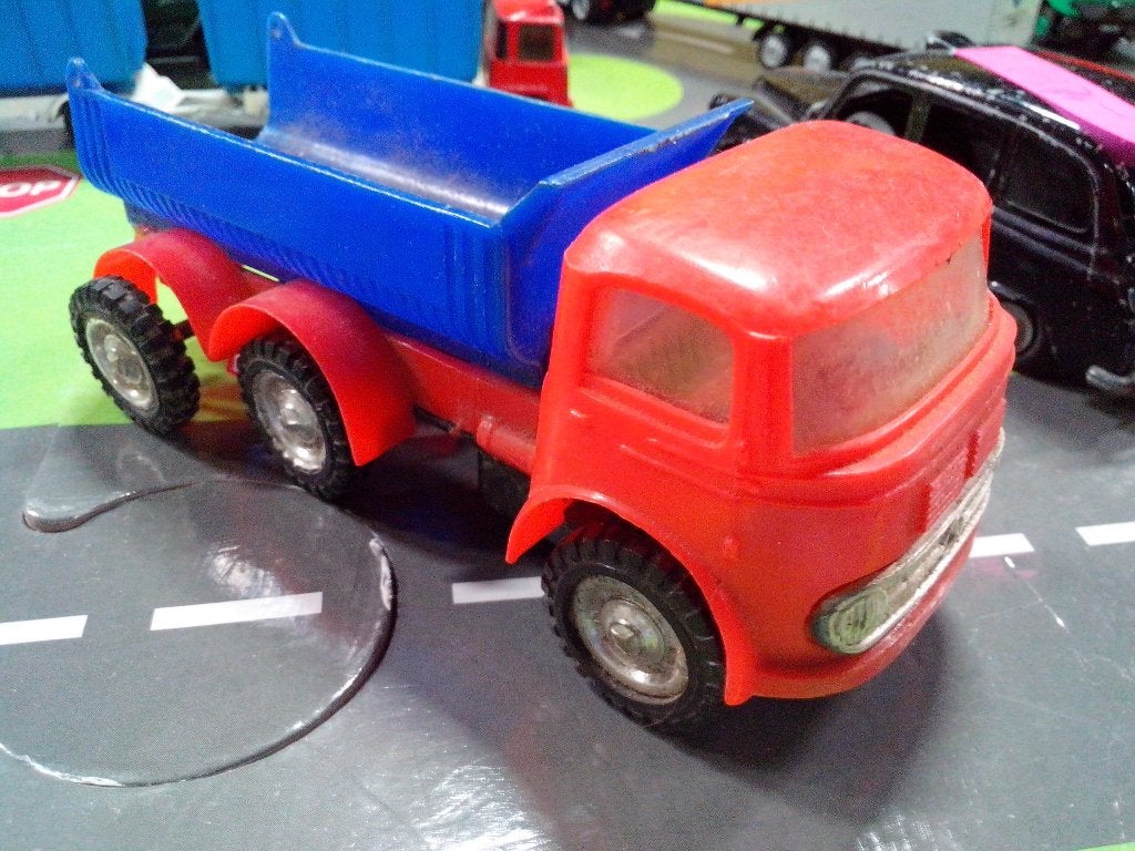 Mercedes-Benz LP RHD kipper vrachtwagen jaren 60 Hong Kong, Ophalen of Verzenden, Gebruikt, Auto