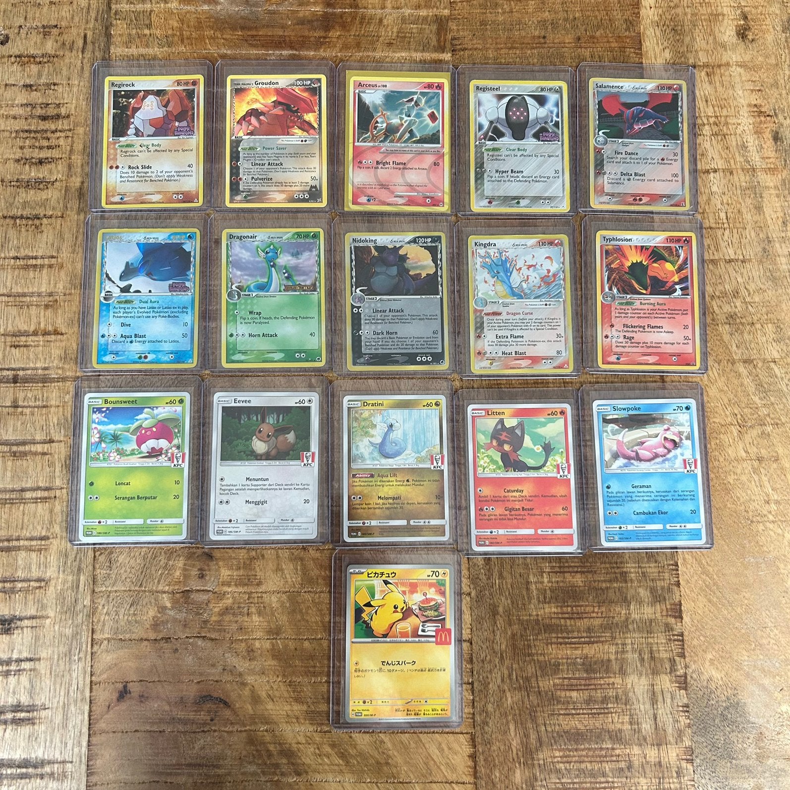 Verzameling van zowel nieuwe als vintage pokemonkaarten, Hobby en Vrije tijd, Ophalen of Verzenden, Zo goed als nieuw