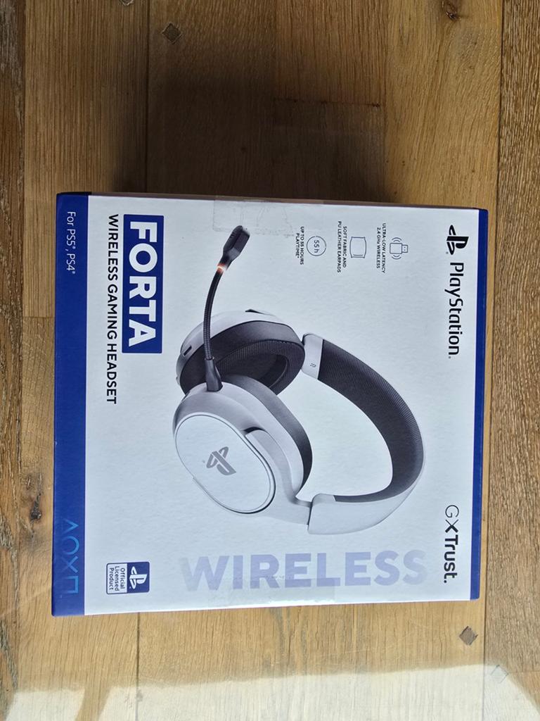 PS5 GX Trust Headset, Media Remote, Vertical cooling Stand, Spelcomputers en Games, Ophalen of Verzenden, Nieuw