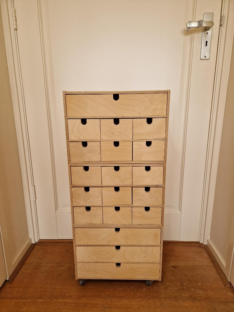Ikea Moppe ladekastje, Ophalen, Minder dan 50 cm, 5 laden of meer, Zo goed als nieuw