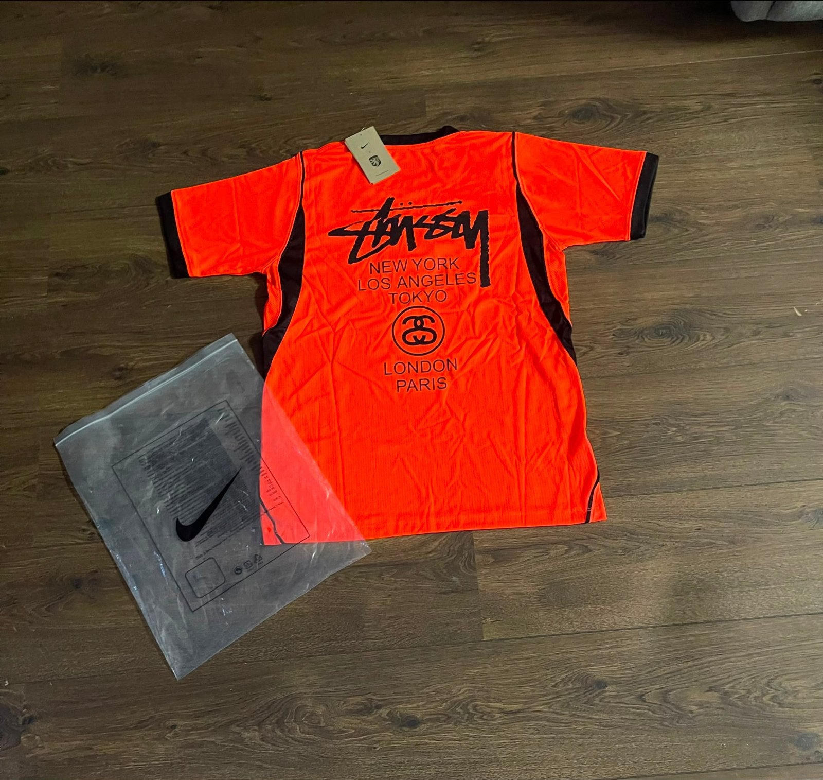 Stussy x Nike Oranje Voetbalshirt Maat S, Ophalen of Verzenden, Nieuw, Maat 46 (S) of kleiner, Oranje