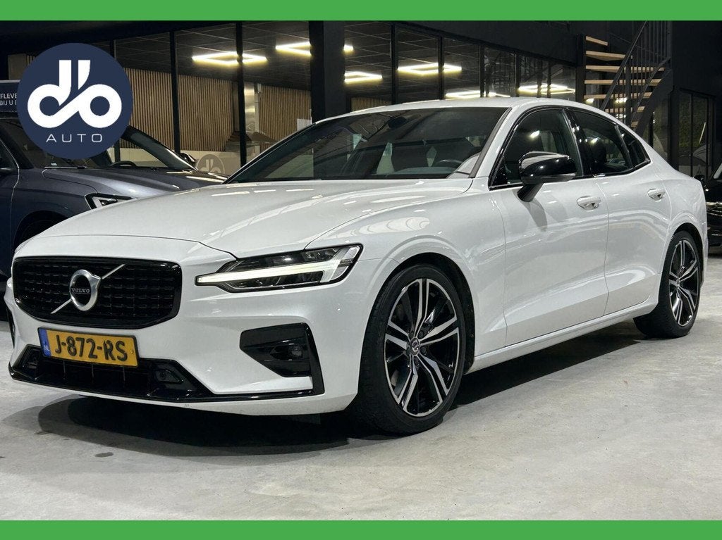Volvo S60 2.0 B3 R-Design DISTR.RIEM = VERVANGEN I NAVI + CA, Auto's, 15 km/l, 4 cilinders, 1969 cc, Bedrijf