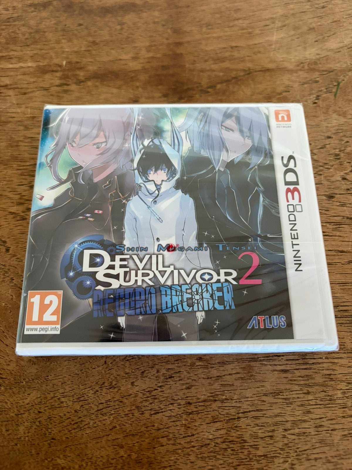 Shin Megami Tensei Devil Survivor 2 Record Breaker [SEALED], Spelcomputers en Games, Games | Nintendo 2DS en 3DS, 1 speler, Nieuw