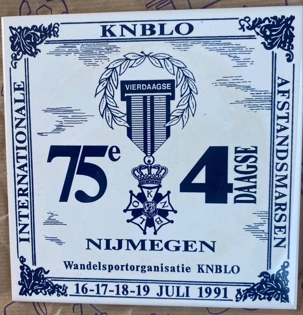 Vierdaagse Nijmegen jubileumtegel 1991 75e editie, Ophalen of Verzenden, Zo goed als nieuw