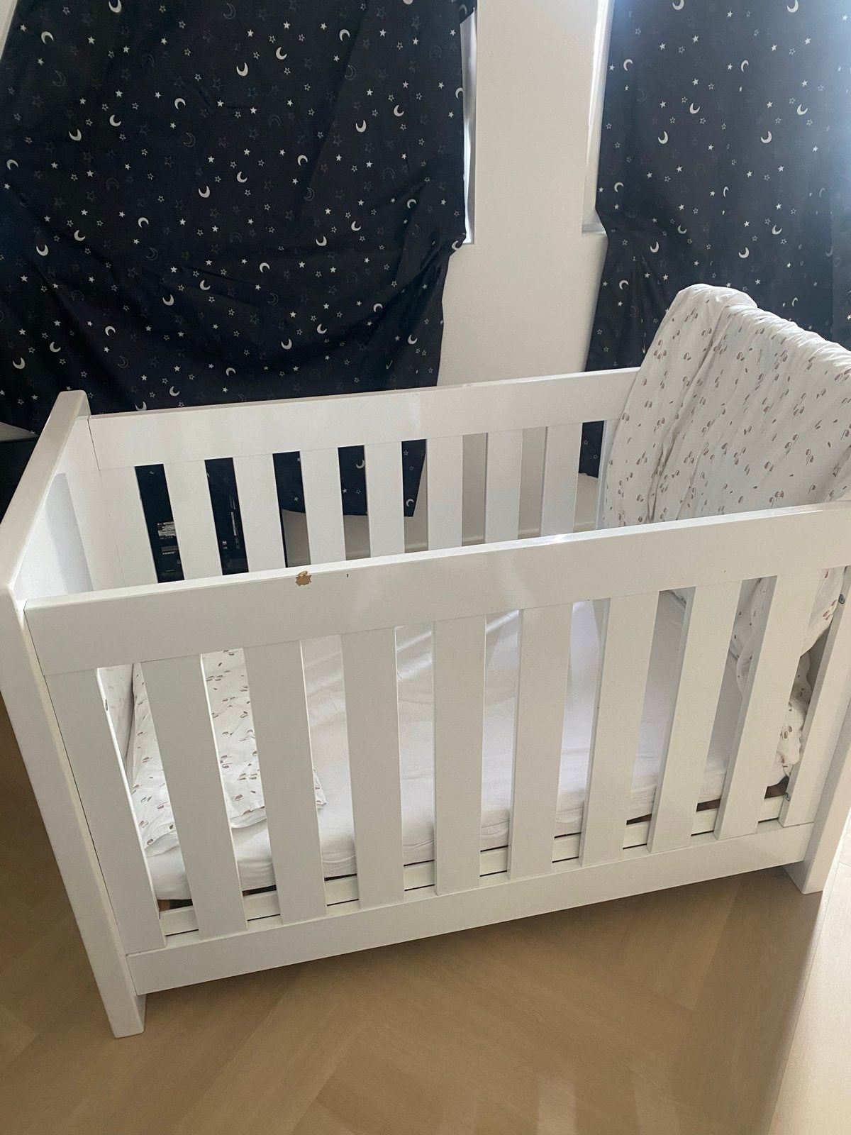 Hoogglans wit ledikant 60x120 met complete set toebehoren, Ophalen, Gebruikt, 70 cm of minder, Wit