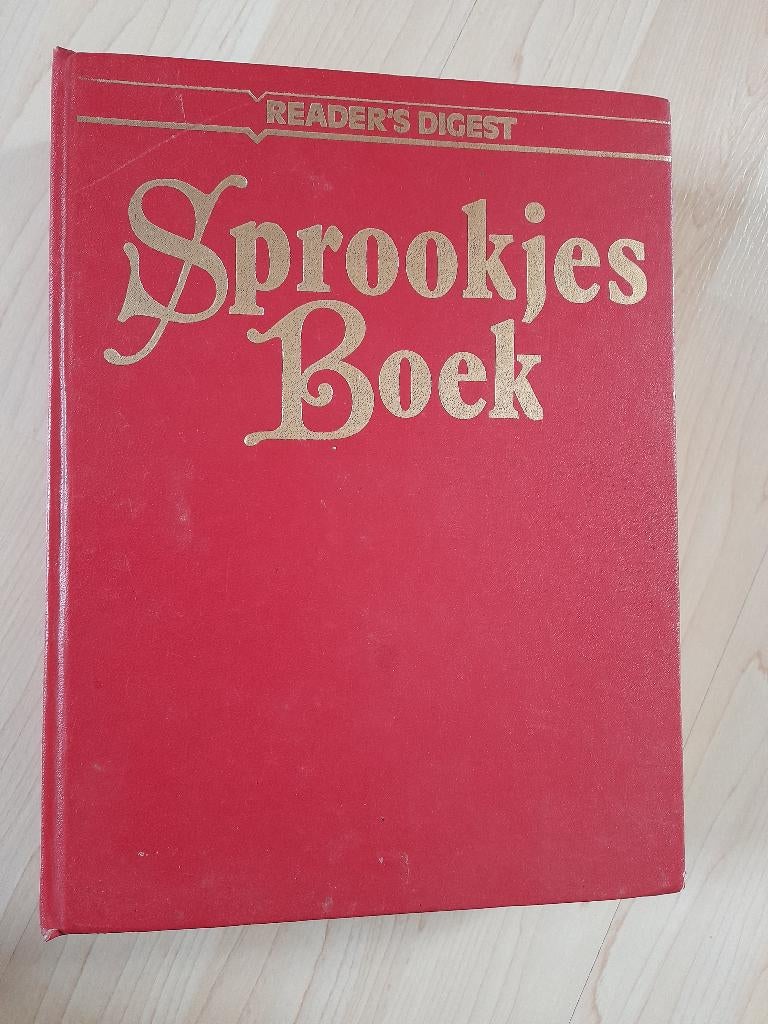 READERS DIGEST  SPROOKJESBOEK 60 sprookjes en volksverhalen, Boeken, Ophalen of Verzenden, Gelezen
