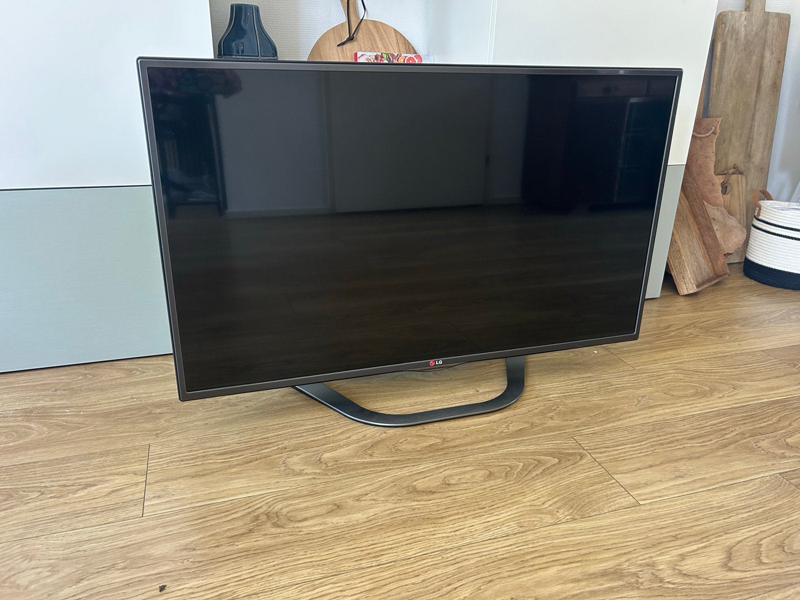 LG 42LA6208 Smart TV met afstandsbediening, Ophalen, 50 Hz, 100 cm of meer, Full HD (1080p)