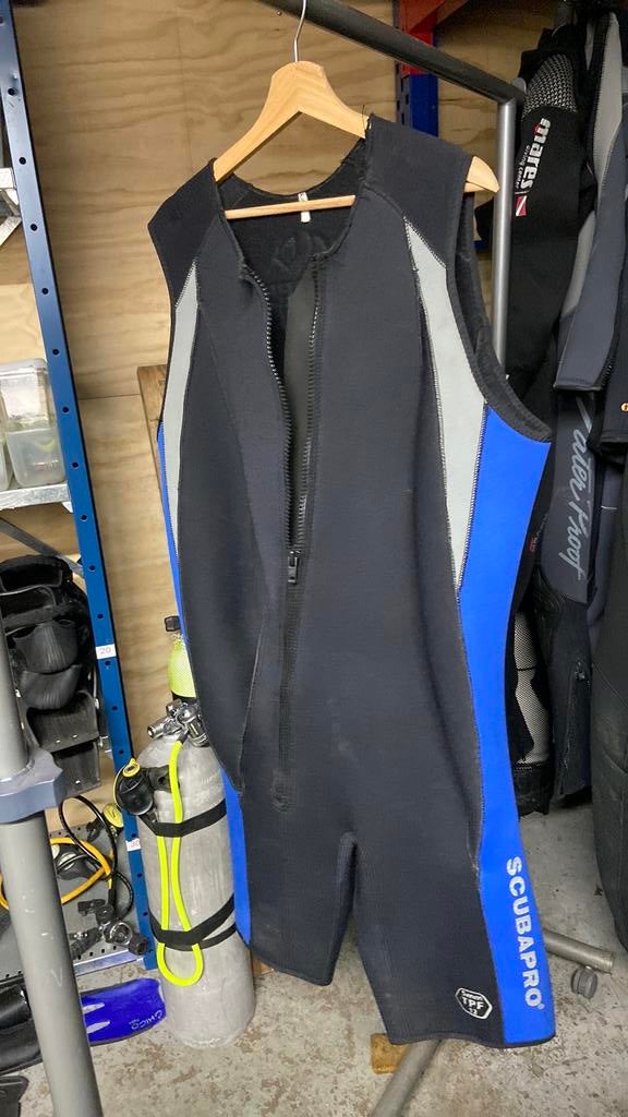Te koop shorty, Ophalen of Verzenden, Gebruikt, Duikpak