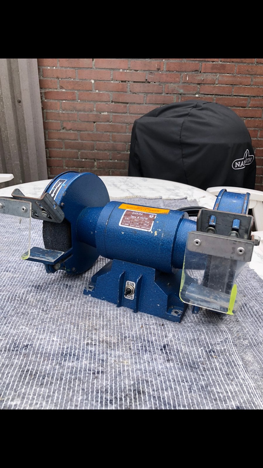Slijpmachine in goede staat werkt naar behoren, Ophalen, Zo goed als nieuw, Minder dan 700 watt, Werkbankslijpmachine