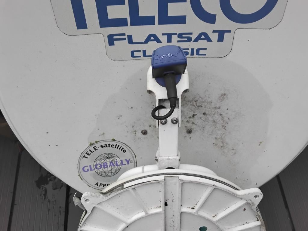 Teleco Flatsat Classic Oyster schotelantenne, Ophalen, Gebruikt, (Schotel)antenne, Overige merken