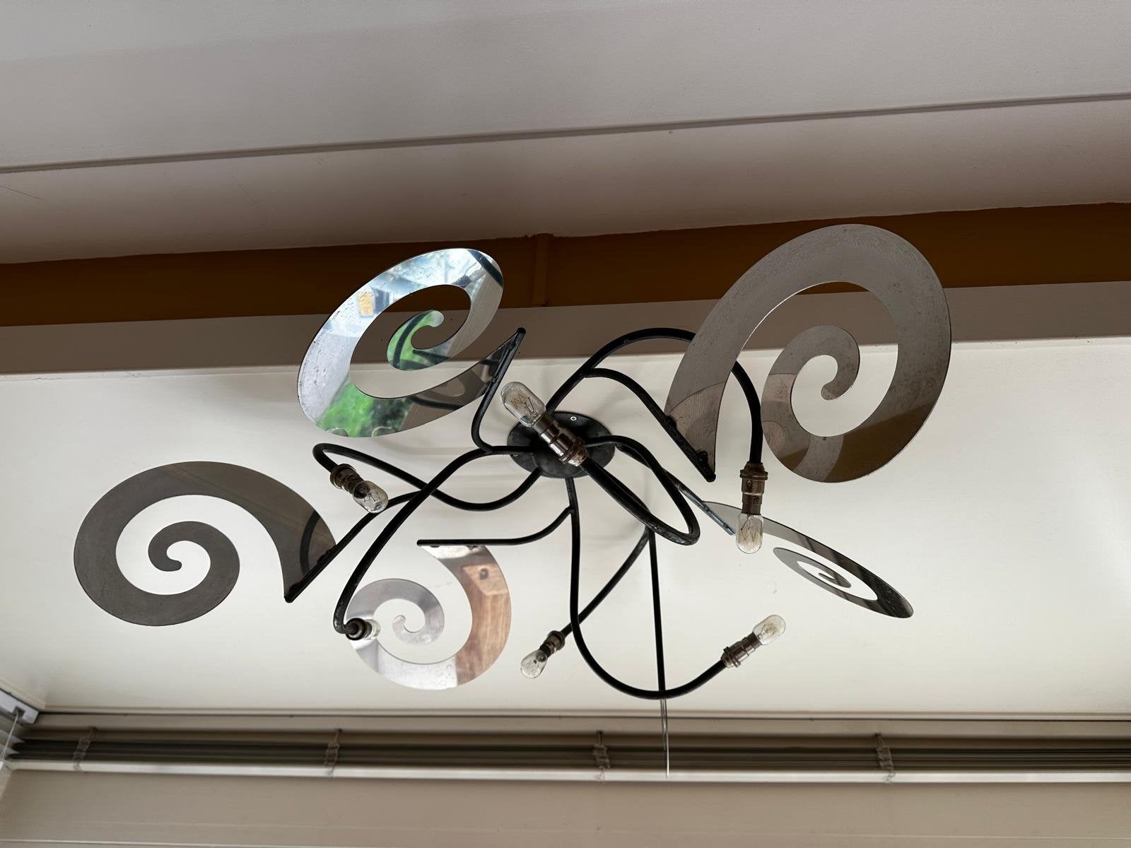 Design plafondlamp Maroeska Metz – moderne metalen krullen, Ophalen, Gebruikt