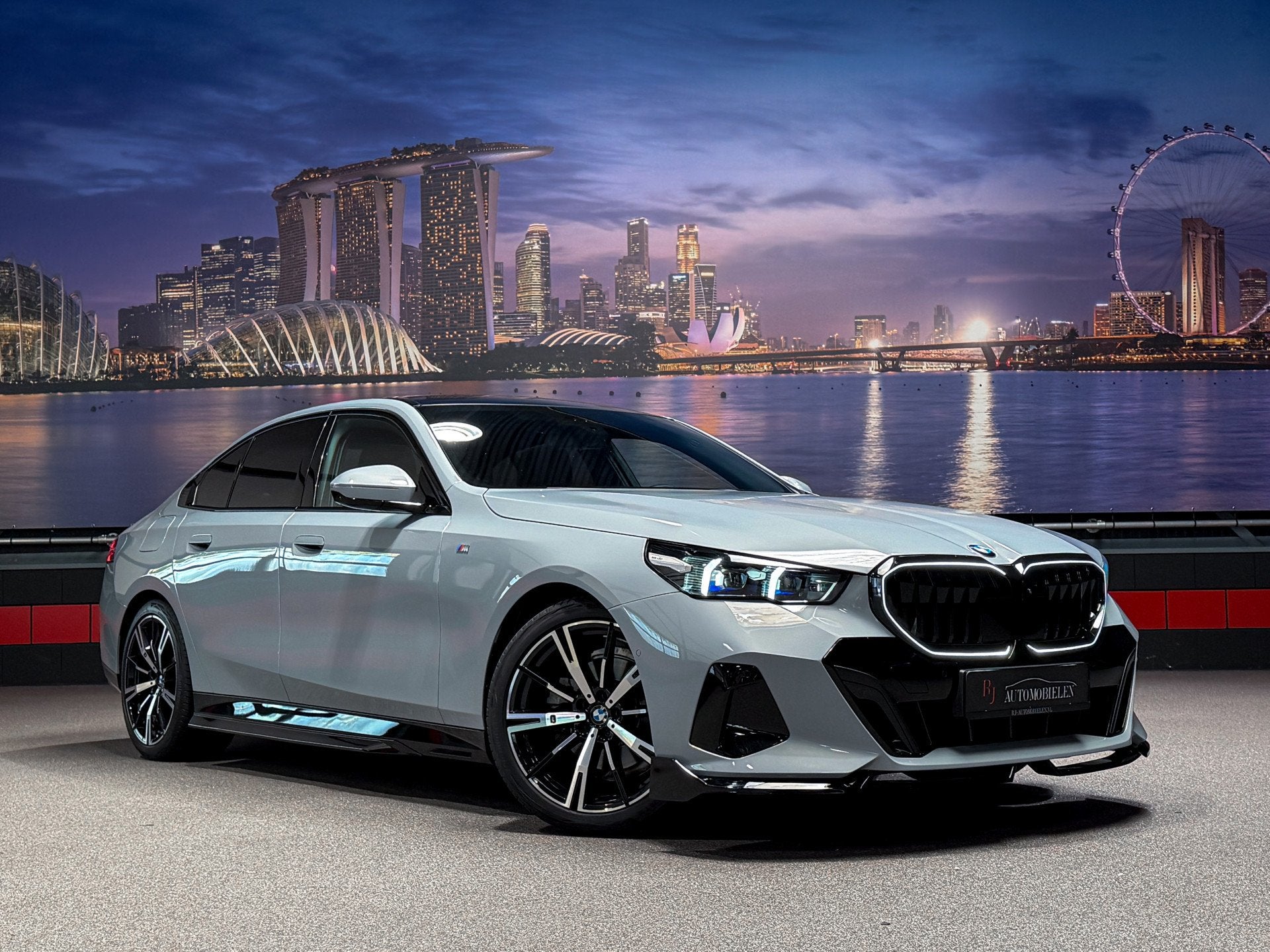 Foto 2 van BMW 5 Serie 520i M-Performance|Panorama|360|HeadUp|NL NAP|BT