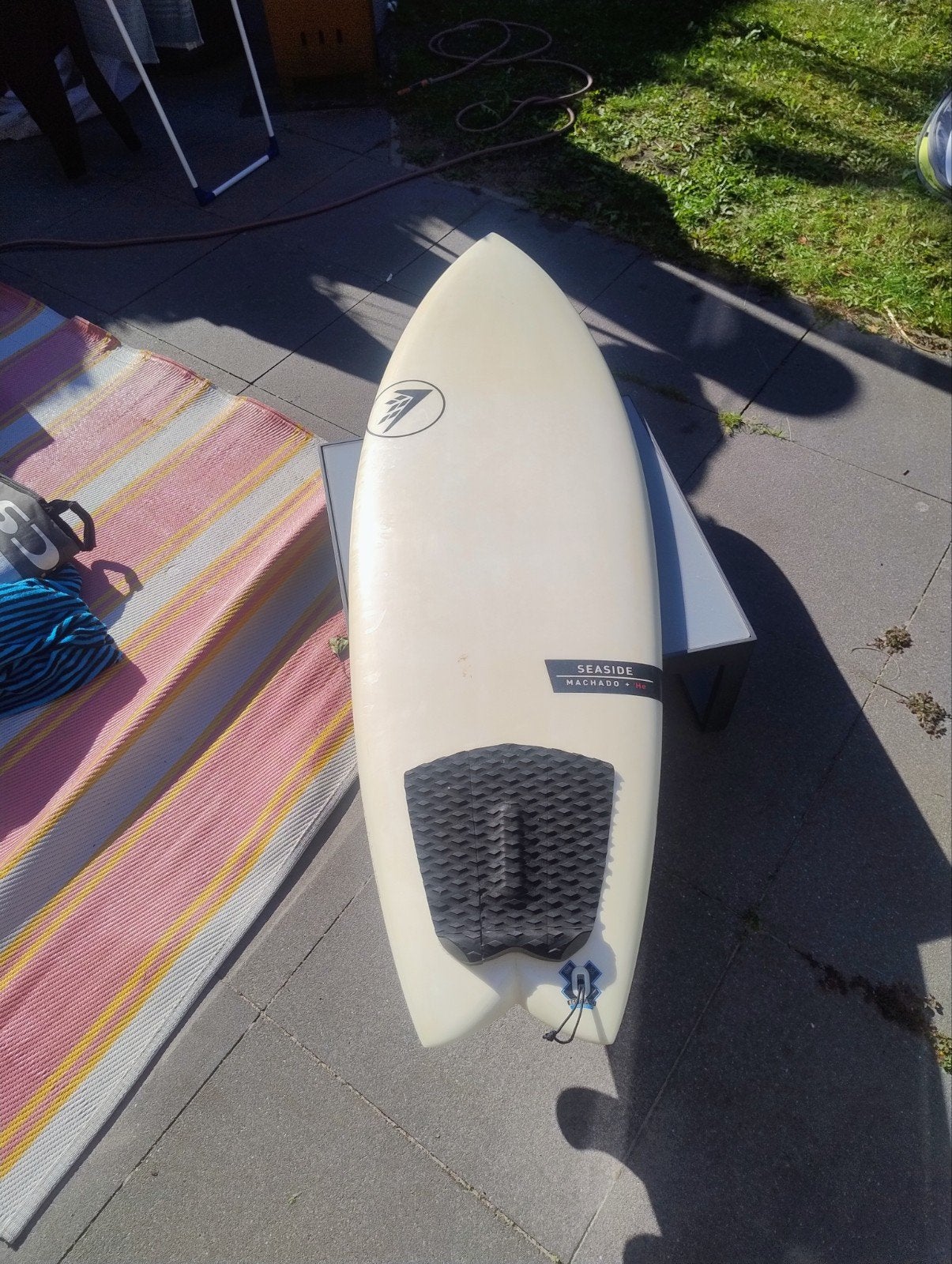 Firewire Seaside 5'11 helium (complete set), Watersport en Boten, Golfsurfen, Ophalen, Gebruikt, Fish, Met vinnen