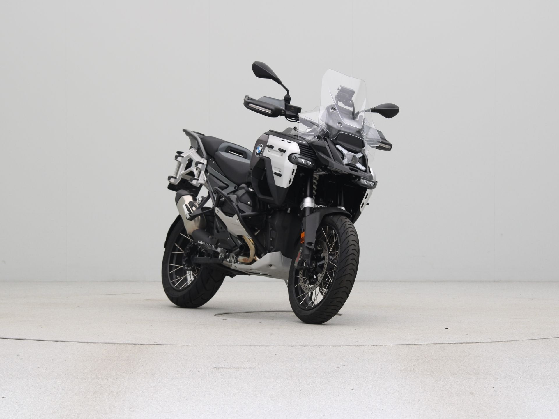 BMW R 1300 GS Adventure BTW Motor (bj 2026), 1300 cc, Handgeschakeld, Dusseldorp Motorrad Alkmaar, Gebruikt