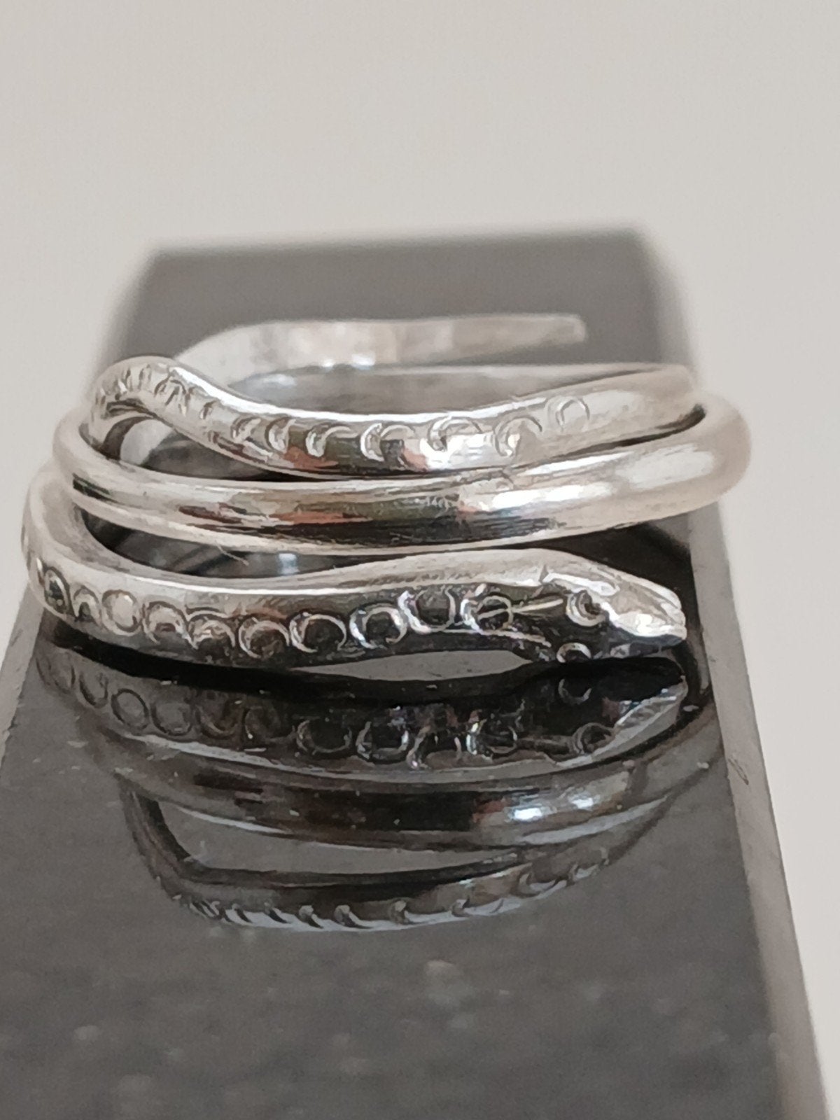 Unieke Zilveren Slangenring - Maat 16.5, Sieraden, Tassen en Uiterlijk, Ringen, Ophalen of Verzenden