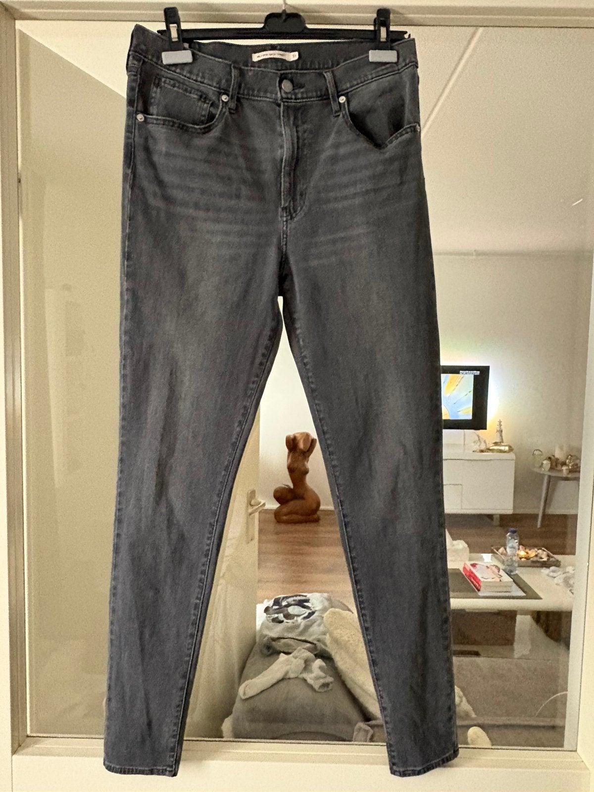 Levi’s broek 31/32, Ophalen of Verzenden, Gedragen, Grijs, W30 - W32 (confectie 38/40)