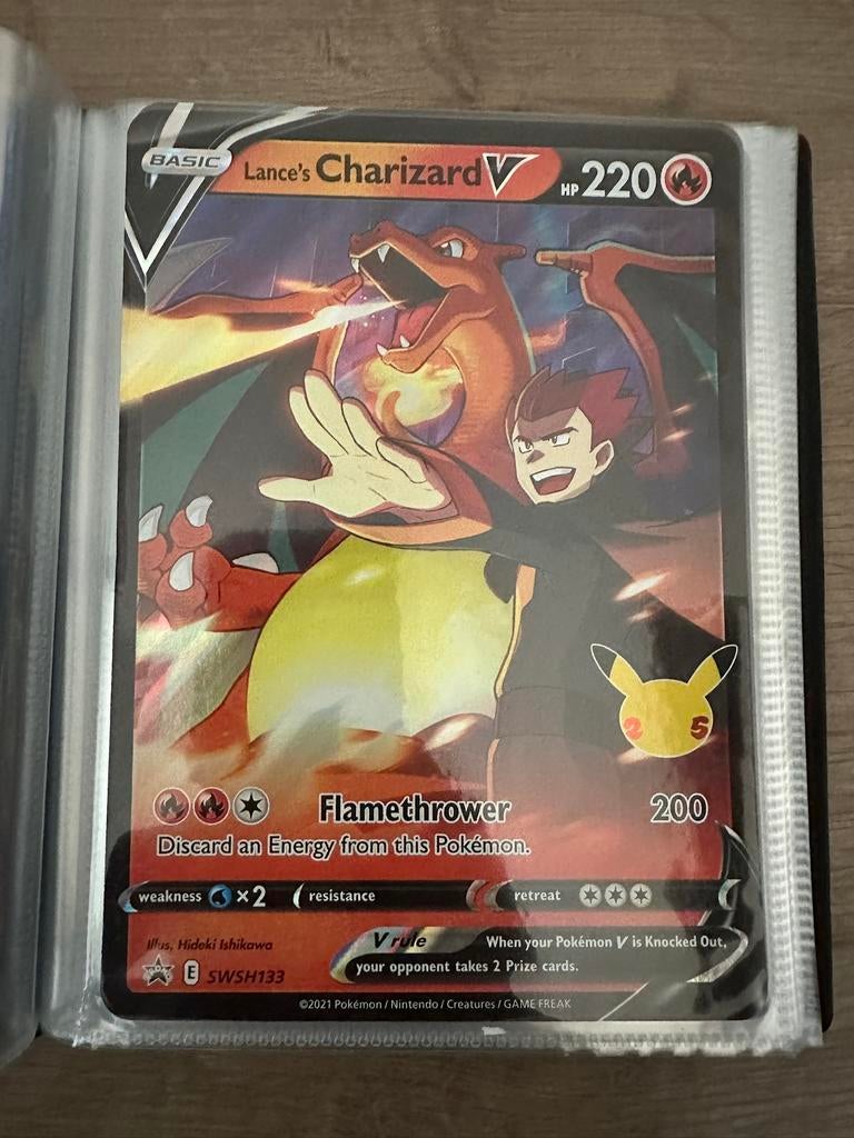 Lance’s charizard v oversized jumbo pokemon kaart, Ophalen of Verzenden, Nieuw, Losse kaart, Foil