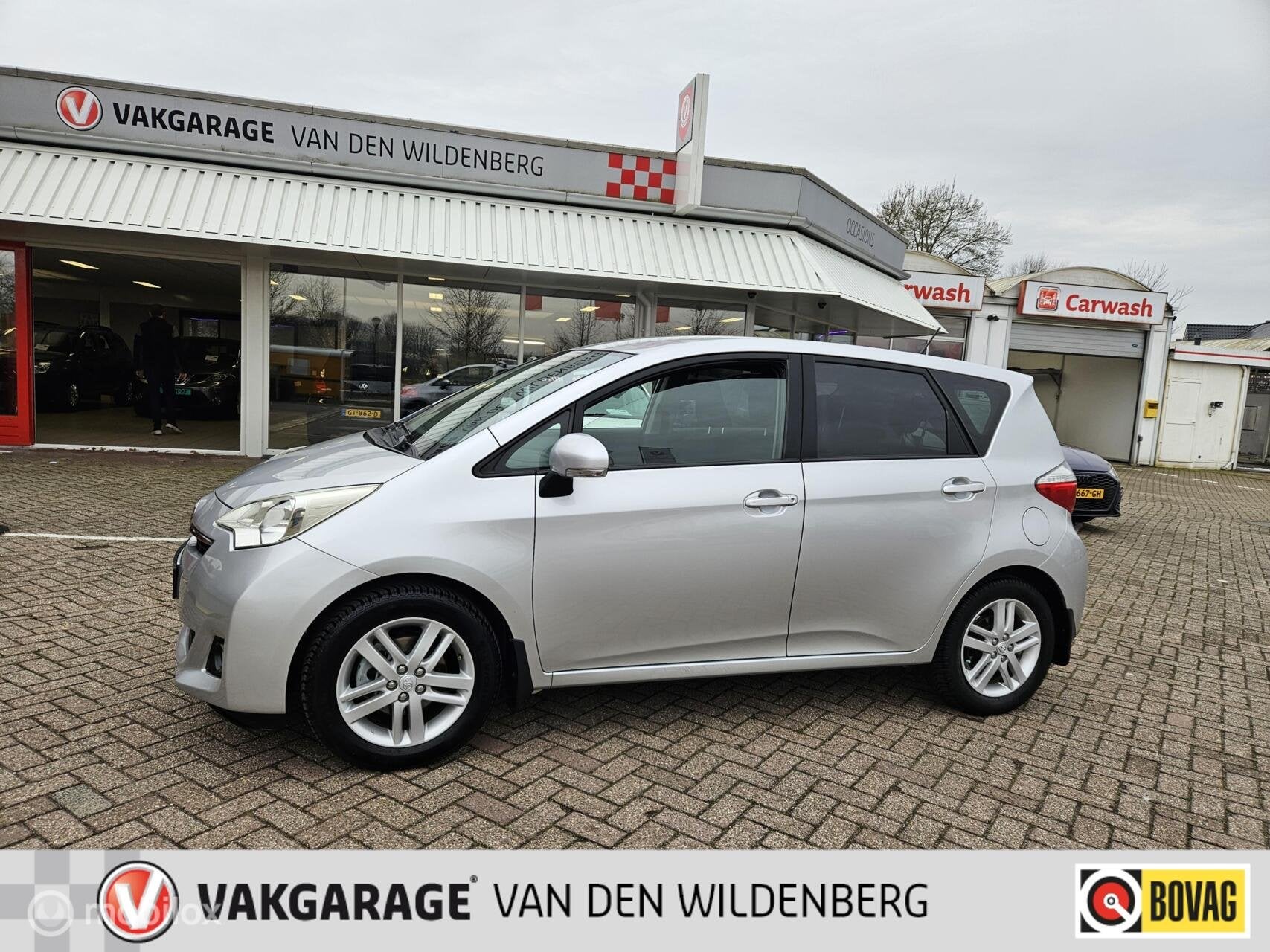 Toyota Verso-S 1.3 VVT-i Aspiration, Euro 5, Start-stop-systeem, Gebruikt, 4 cilinders