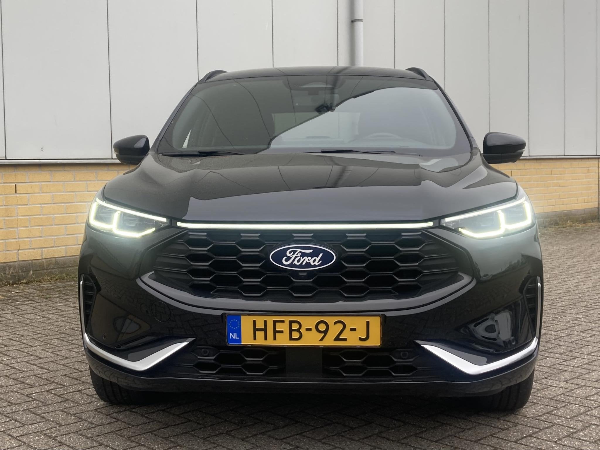 Ford Kuga 2.5 PHEV ST-Line X Nieuw model - Winter Pack - Tec, 14 kWh, Gebruikt, Leder en Stof, Bedrijf