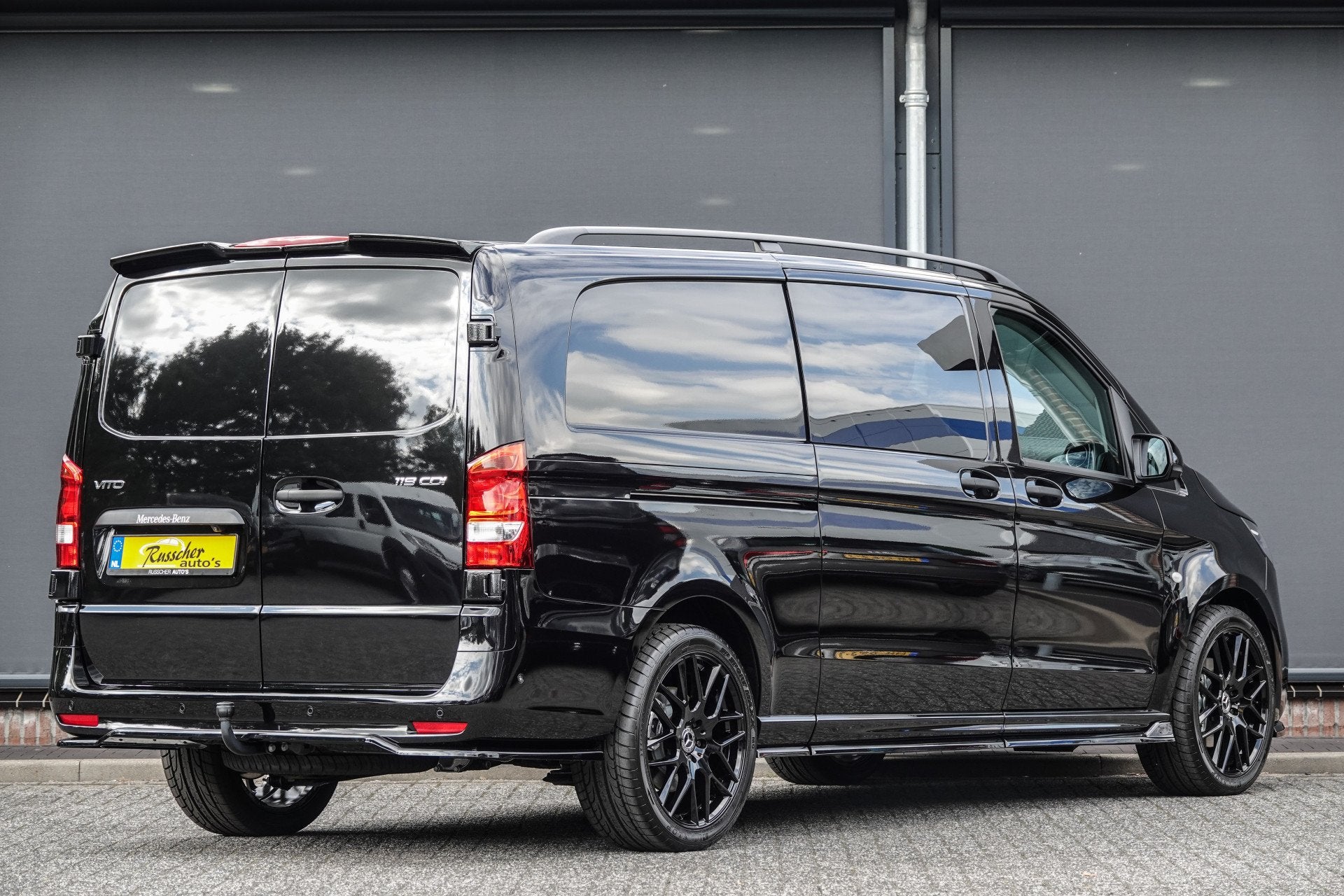 Mercedes-Benz Vito 119Cdi 190Pk 9G-Tronic Aut. | Dubbele Cab, Auto's, Automaat, Achterwielaandrijving, Gebruikt, Zwart