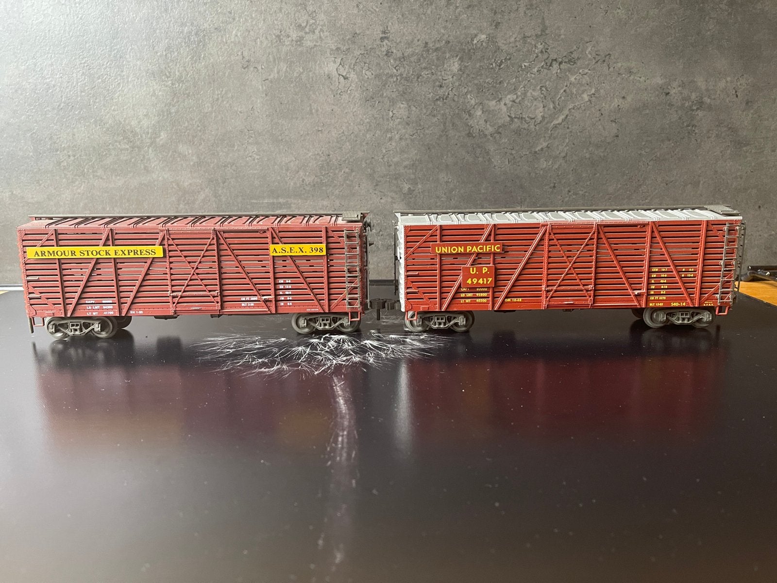 Twee wagons Atlas made in Austria spoor 0, Overige merken, Gelijkstroom of Wisselstroom, Wagon, Ophalen of Verzenden
