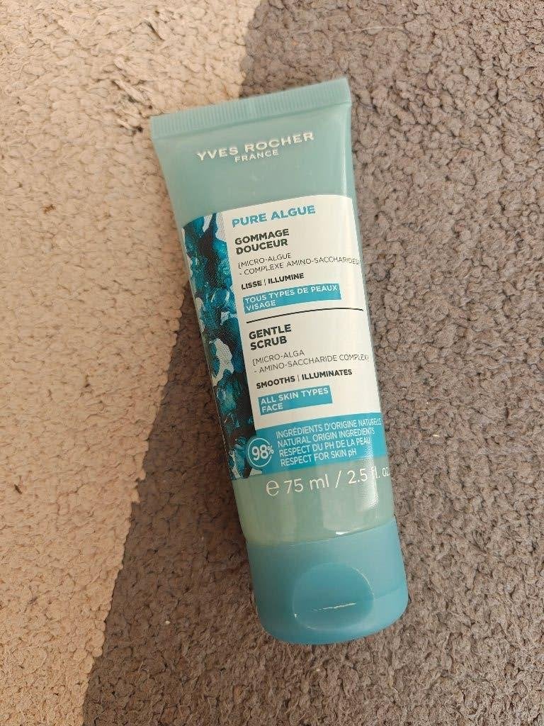 Yves Rocher scrub, Verzenden, Nieuw, Gehele gezicht, Reiniging