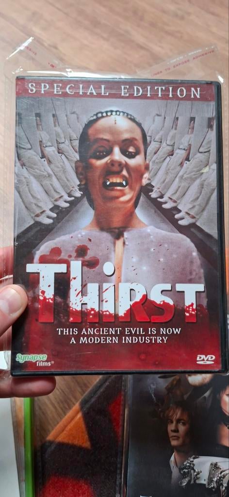 Thirst (1979) Special Edition DVD - Synapse Films, Vanaf 16 jaar, Ophalen of Verzenden, Gebruikt, Vampiers of Zombies