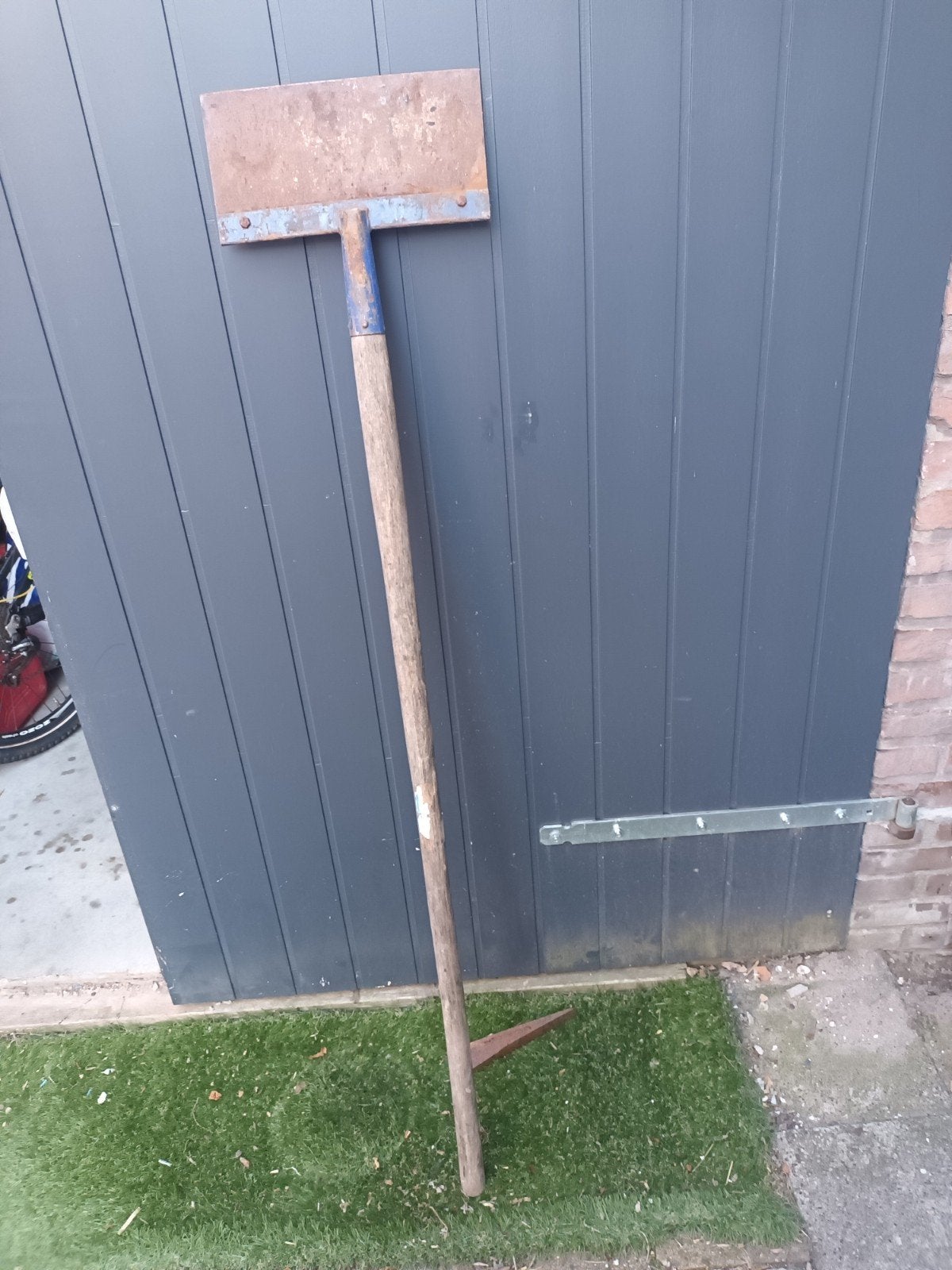 Schraper voor betonvloer, laminaat, PVC of dakbedekking, Doe-het-zelf en Verbouw, Ophalen, Gebruikt, Overige typen, Overige merken