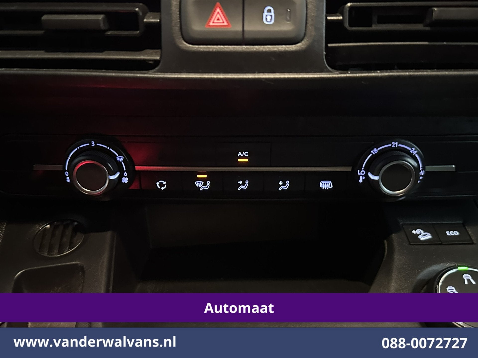 Citroën Berlingo 1.2 PureTech 130pk Automaat Benzine L1H1 E, Auto's, Bestelauto's, Stof, Gebruikt, 1199 cc, Citroën