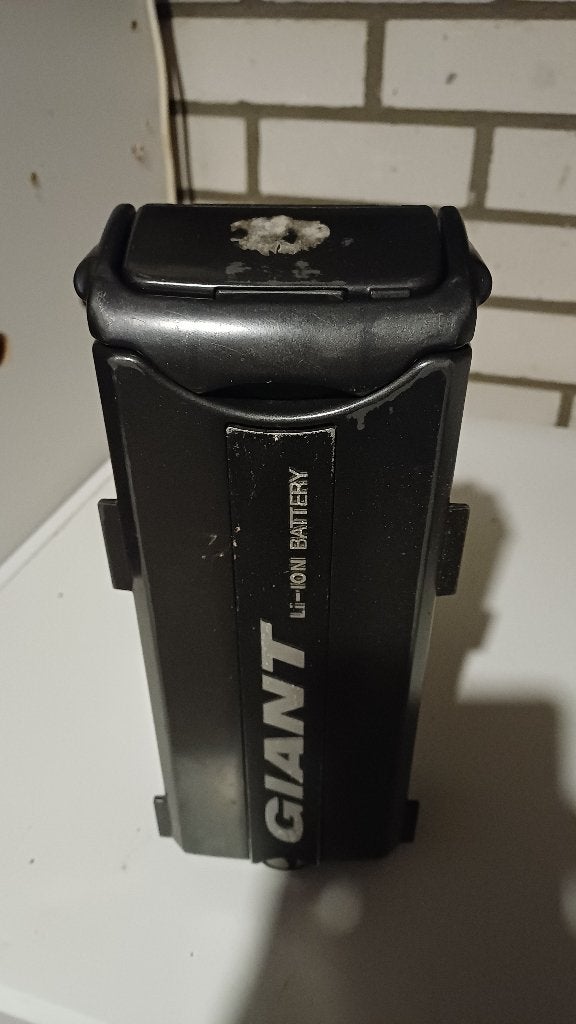 Giant accu 36v Goede staat, Ophalen, Zo goed als nieuw