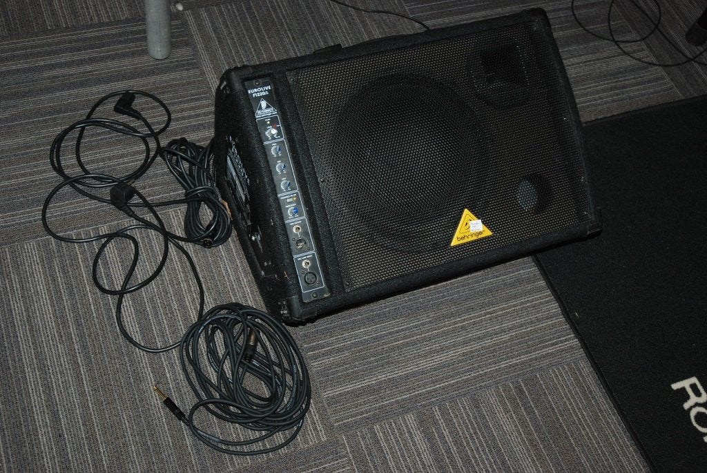 Behringer F1220 actieve monitor, 12 inch woofer, 125 watt, Ophalen, Gebruikt, ., Behringer