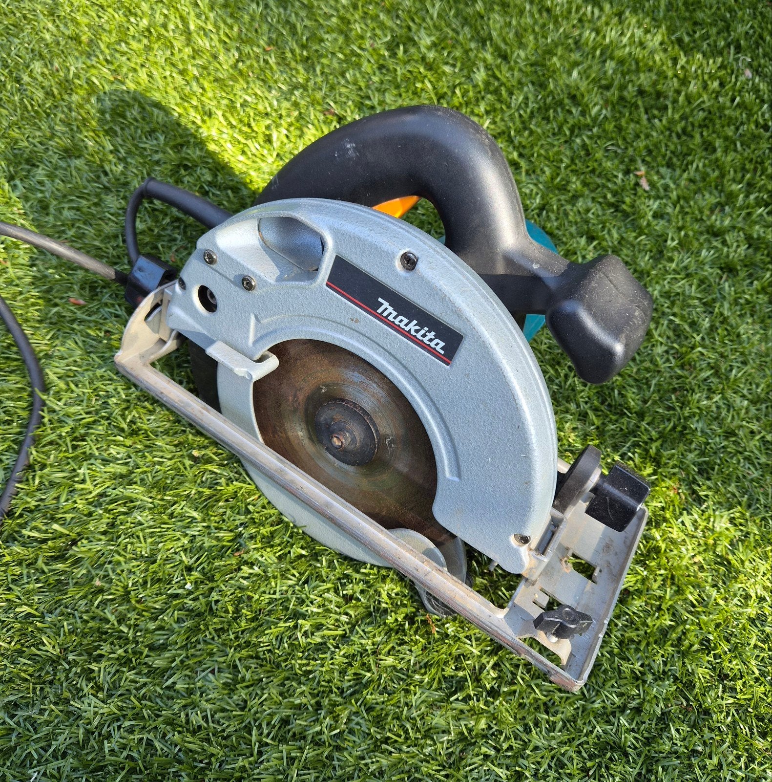 Makita Handcirkelzaag, Gebruikt, Cirkelzaag, Ophalen of Verzenden, 30 tot 70 mm