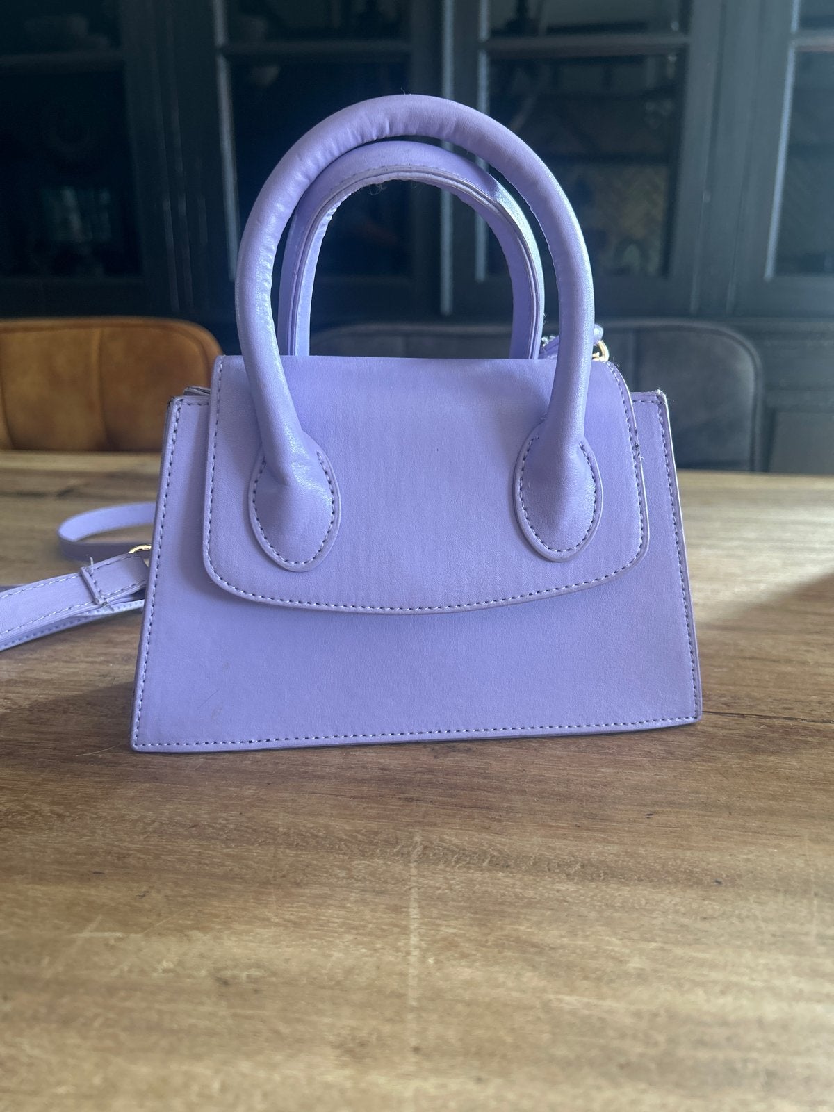 Lila handtasje met schouderband, Ophalen of Verzenden, Zo goed als nieuw, Paars, Handtas