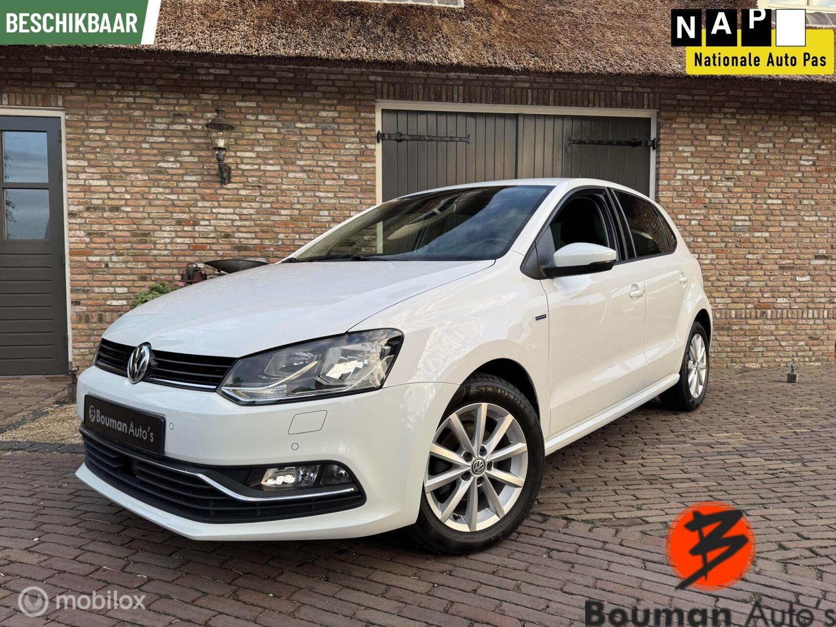 Volkswagen Polo 1.2 TSI Lounge - 5 Deurs - nieuwe apk, Auto's, Verwarmde buitenspiegels, Gebruikt, 4 cilinders, Wit