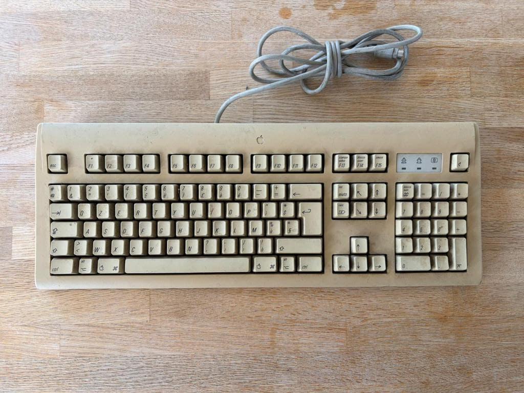 ADB vintage Apple Keyboard QZERTY, Ophalen of Verzenden, Apple