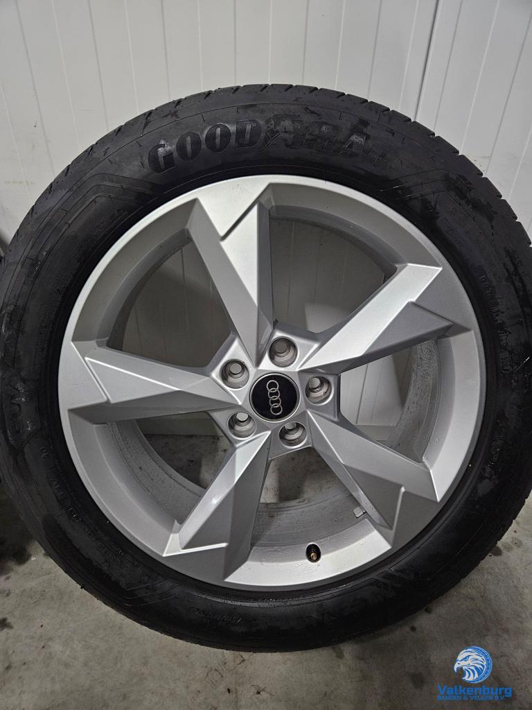 6mm! Originele Audi Q3 F3 83A Rotor 19 inch velgen 5x112 zom, Auto-onderdelen, Banden en Velgen, 19 inch, Gebruikt, -, -