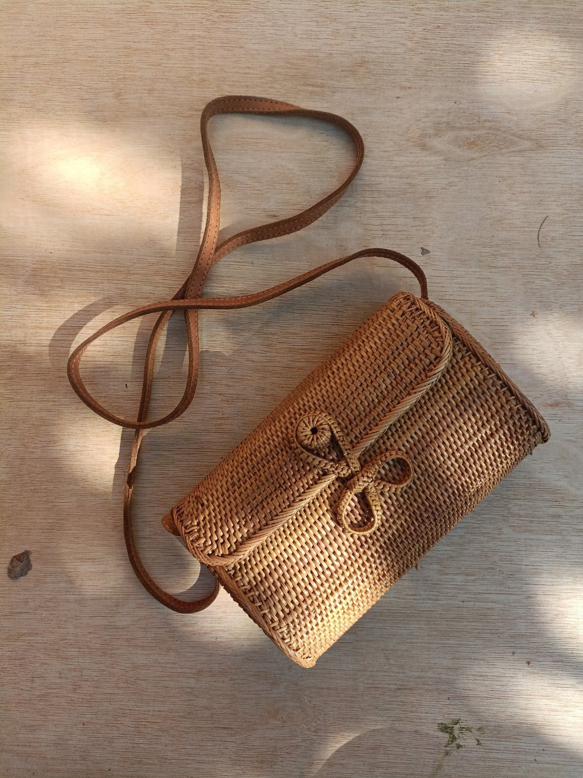 Prachtig rotan rieten tasje boho stijl Ibiza, Ophalen of Verzenden, Zo goed als nieuw, Bruin, Schoudertasje