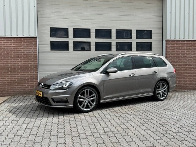 Volkswagen Golf 1.2 TSI R-Line 105PK |NAVI|CAMERA|PDC|BLUE, Auto's, Volkswagen, Voorwielaandrijving, Euro 5, Stof, 4 cilinders
