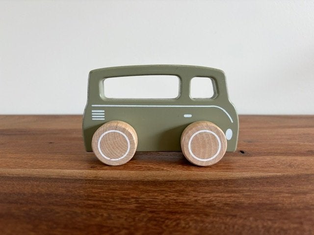 Little Dutch | houten bus | olijfkleurig, Kinderen en Baby's, Speelgoed | Houten speelgoed, Ophalen of Verzenden, Gebruikt, Duw- of Trekspeelgoed