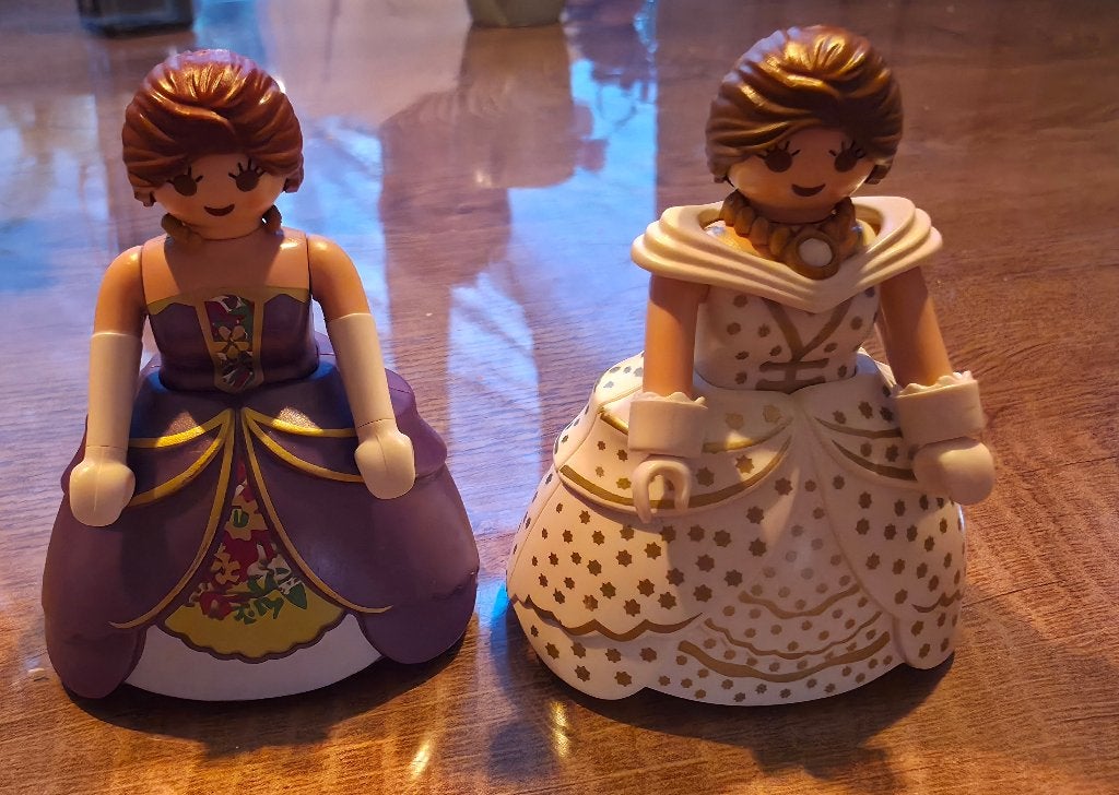 Playmobil Prinsessen set van 2 baljurk/wit&gouden jurk, Complete set, Ophalen of Verzenden, Zo goed als nieuw, Princess